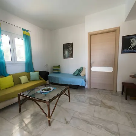 Villa Takis *
